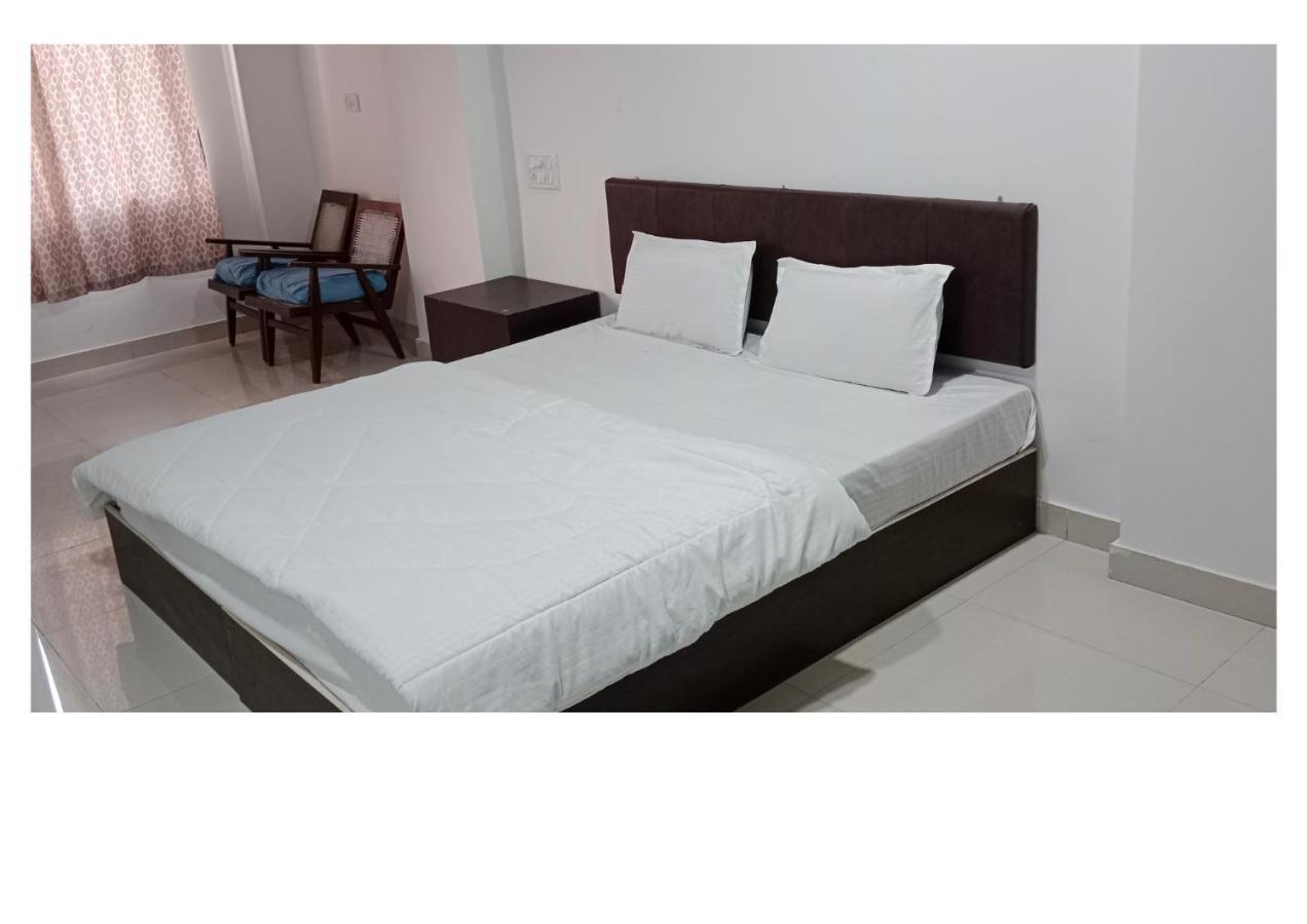 Hotel Aaradhya Udaipur Exterior photo
